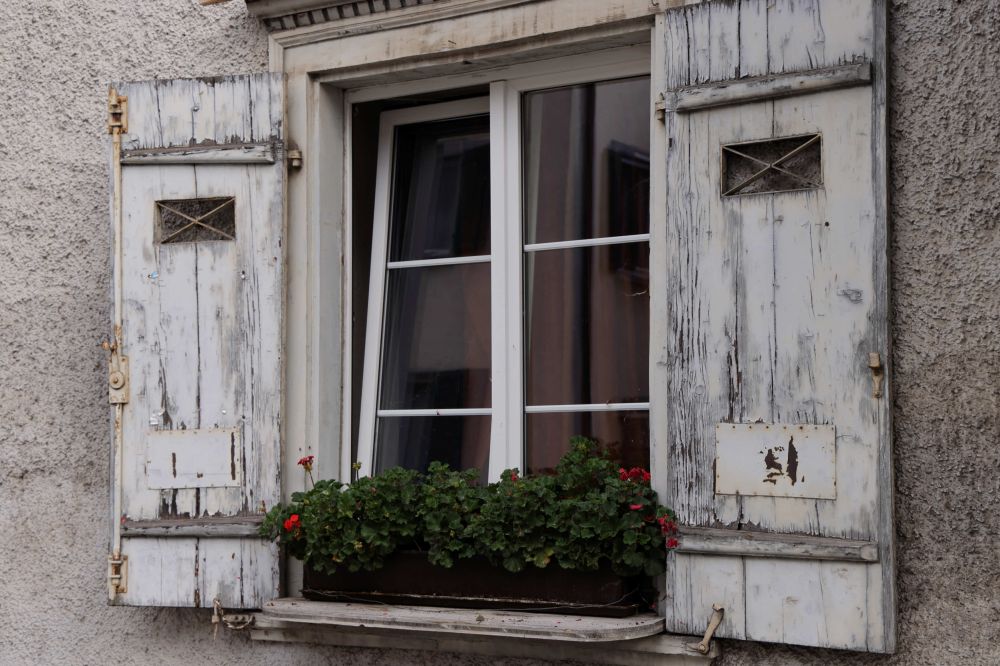 20231001095212 W39 7635